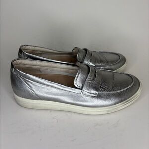ecco shoes penny loafers Silver Leather Women Size 40 US 9.5 Comfort Slip On
